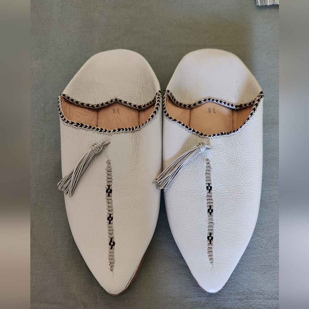 Morrocan Alabaster with Tassle Mule Size 8